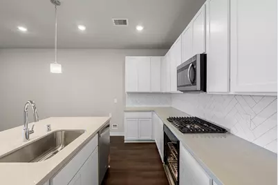 1907 Stargazer Lane, Angleton, TX 77515 - Photo 6