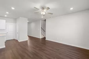 1907 Stargazer Ln, Angleton, TX 77515 - Photo 10