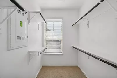 8604 Hollyoaks Creek Lane, Houston, TX 77063 - Photo 22