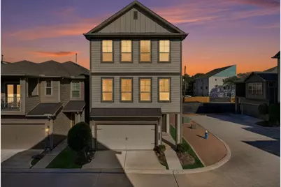 8604 Hollyoaks Creek Lane, Houston, TX 77063 - Photo 2
