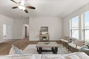 6026 Hazel Place Dr, Conroe, TX 77303 - Photo 8