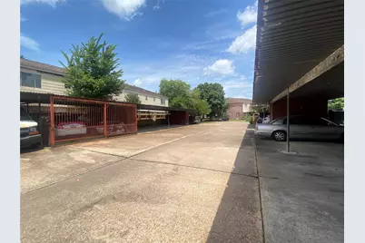 7913 Grove Ridge Drive, Houston, TX 77061 - Photo 24
