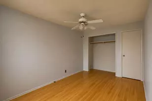 7913 Grove Ridge Dr, Houston, TX 77061 - Photo 16