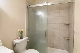7913 Grove Ridge Dr, Houston, TX 77061 - Photo 14