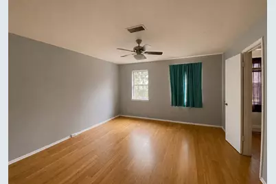 7913 Grove Ridge Drive, Houston, TX 77061 - Photo 12