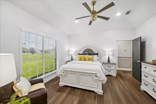 15415 Skyhawk Ln, Beach City, TX 77523 - Photo 4