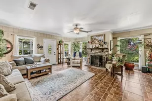 2202 Easley Cir, Huntsville, TX 77320 - Photo 4