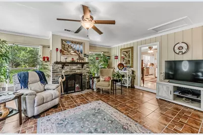 2202 Easley Circle, Huntsville, TX 77320 - Photo 6