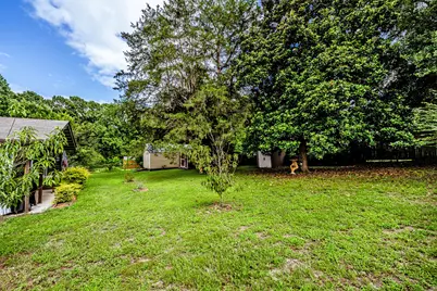 2202 Easley Circle, Huntsville, TX 77320 - Photo 22