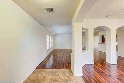 2922 Halcyon Time Trail, Houston, TX 77045 - Photo 8