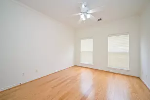 1915 Woodbury St, Houston, TX 77030 - Photo 28