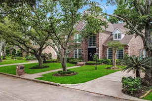 854 Plainwood Dr, Houston, TX 77079 - Photo 42