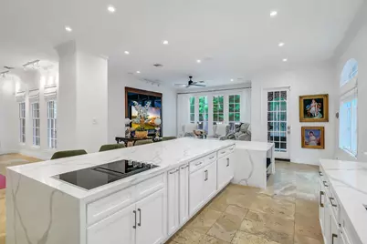 854 Plainwood Drive, Houston, TX 77079 - Photo 14