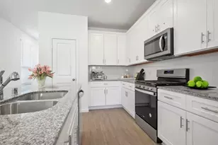 1834 Glacier Gorge Trl, Dayton, TX 77535 - Photo 4