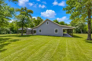 8805 Sun Oil Rd, Brenham, TX 77833 - Photo 6