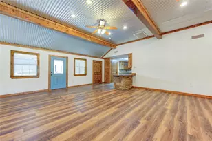 8805 Sun Oil Rd, Brenham, TX 77833 - Photo 22