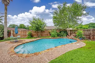 402 Redway Ln, Webster, TX 77598 - Photo 36