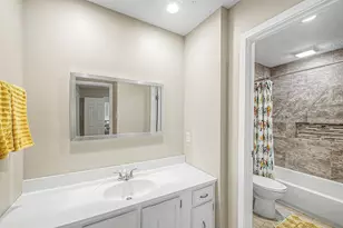 402 Redway Ln, Webster, TX 77598 - Photo 28