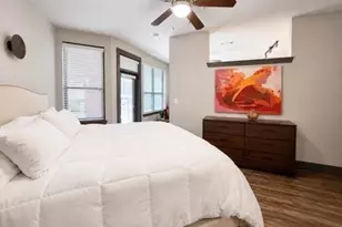 2910 Milam St St, Houston, TX 77006 - Photo 6