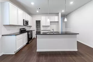 1539 Windrose Bnd, Angleton, TX 77515 - Photo 4