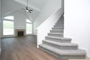 9111 Morningstar Dr, Sugar Land, TX 77479 - Photo 8