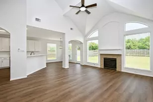 9111 Morningstar Dr, Sugar Land, TX 77479 - Photo 12