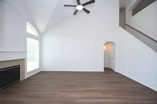 9111 Morningstar Dr, Sugar Land, TX 77479 - Photo 14