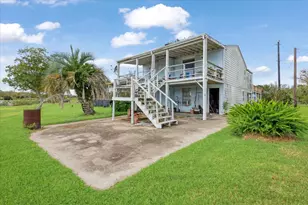 1426 Angle Rd, Angleton, TX 77515 - Photo 12