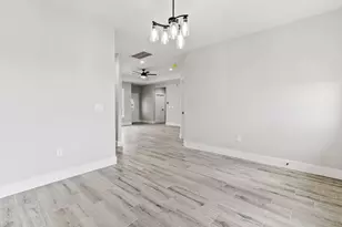 44 Meadow Lake Dr, Trinity, TX 75862 - Photo 4