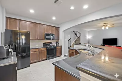 204 Rippling Creek Lane, Alvin, TX 77511 - Photo 10