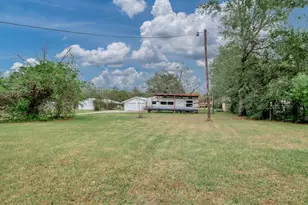 312 Pinecrest Dr, Trinity, TX 75862 - Photo 30