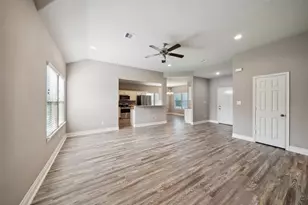 14103 Overstreet Dr, Willis, TX 77318 - Photo 4