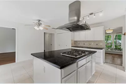 59 Fire Flicker Place, The Woodlands, TX 77381 - Photo 6