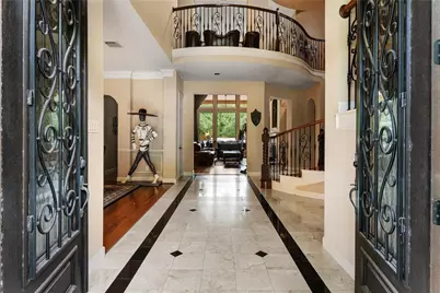 13703 Greenwood Lane S, Houston, TX 77044 - Photo 2