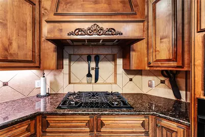 13703 Greenwood Lane S, Houston, TX 77044 - Photo 24