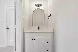 1303 Cordel St, Houston, TX 77009 - Photo 20