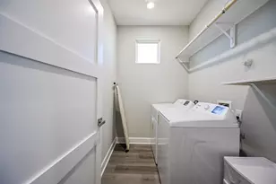 4748 Mallow Street E, Houston, TX 77033 - Photo 20