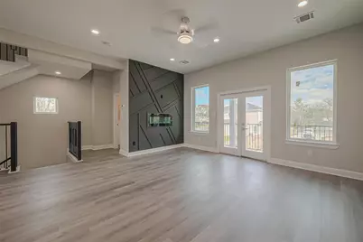 4748 Mallow Street E, Houston, TX 77033 - Photo 24