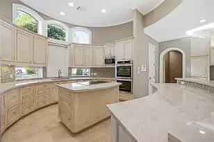 201 Hidden Pines Ct, League City, TX 77573 - Photo 16