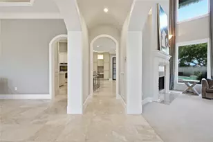 201 Hidden Pines Ct, League City, TX 77573 - Photo 8