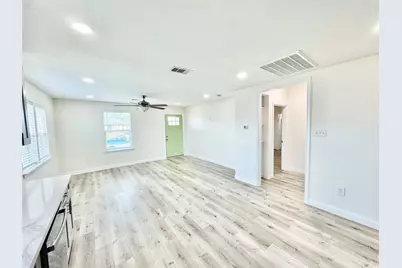 5127 Avenue L #A, Galveston, TX 77551 - Photo 6