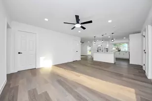 101 Talisman St, Lake Jackson, TX 77566 - Photo 20