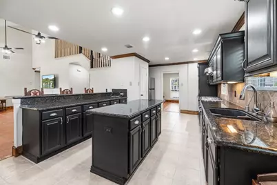 3405 Stonecrest Court, Pearland, TX 77581 - Photo 12