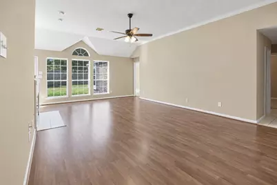 1602 Summer Rain Drive, Houston, TX 77339 - Photo 6