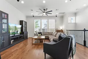 870 Fisher St, Houston, TX 77018 - Photo 10