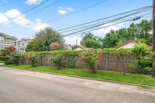 2609 Bevis St, Houston, TX 77008 - Photo 14