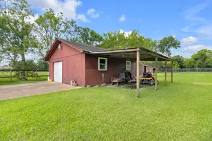 1624 Texas Ave, League City, TX 77573 - Photo 34