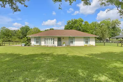 1624 Texas Avenue, League City, TX 77573 - Photo 1