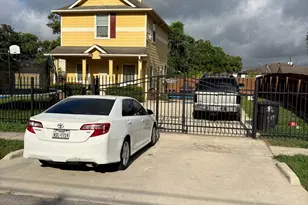 9335 Lomax St, Houston, TX 77093 - Photo 4