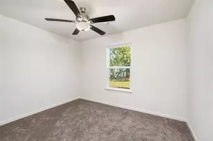 5915 Beldart St, Houston, TX 77033 - Photo 8